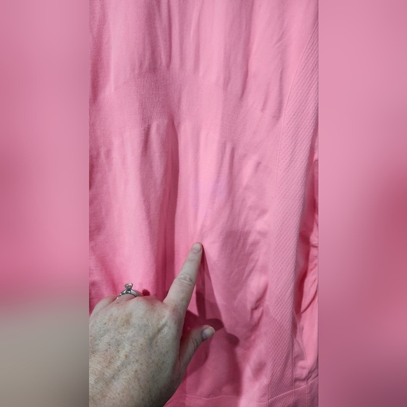 Athleta Womens Finish Fast Tee Size M Neon Athletic Train Workout Yoga Run - Picture 5 of 7